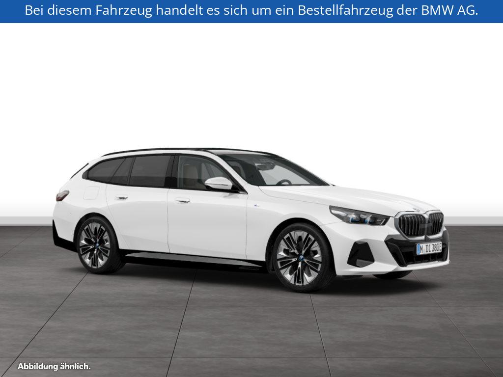 Fahrzeugabbildung BMW i5 eDrive40 Touring