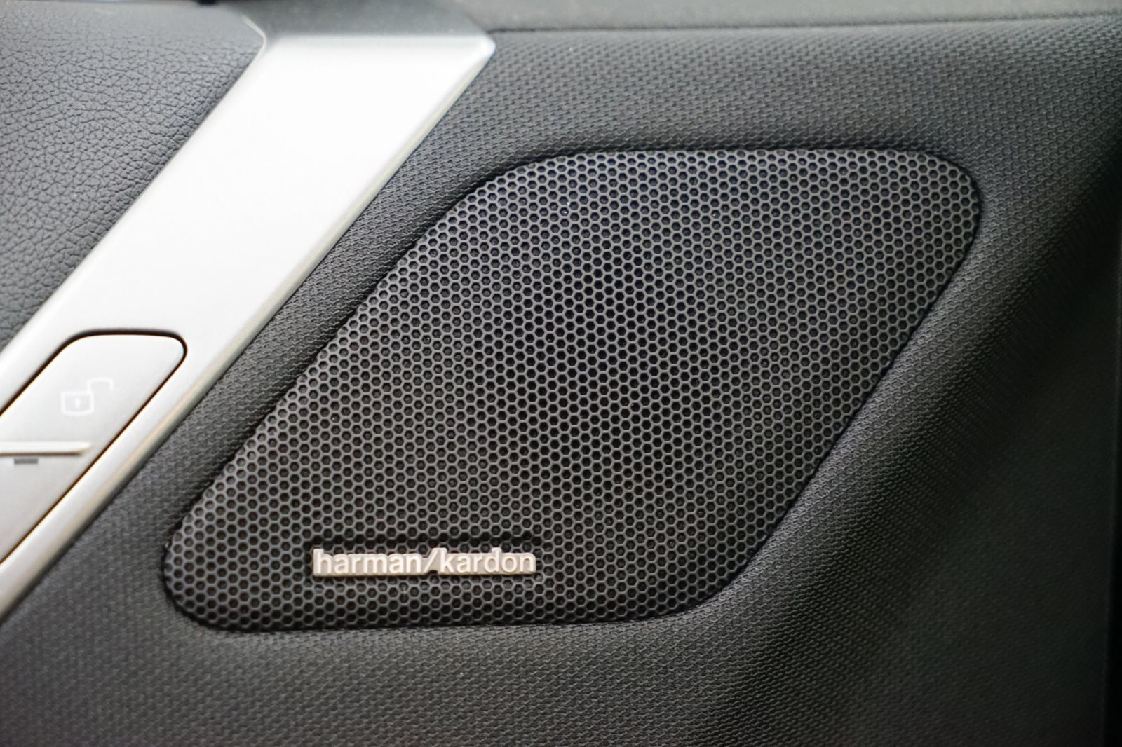 Fahrzeugabbildung BMW iX xDrive45 [M Sport, HUD, AHK, ACC, 21 LMR]