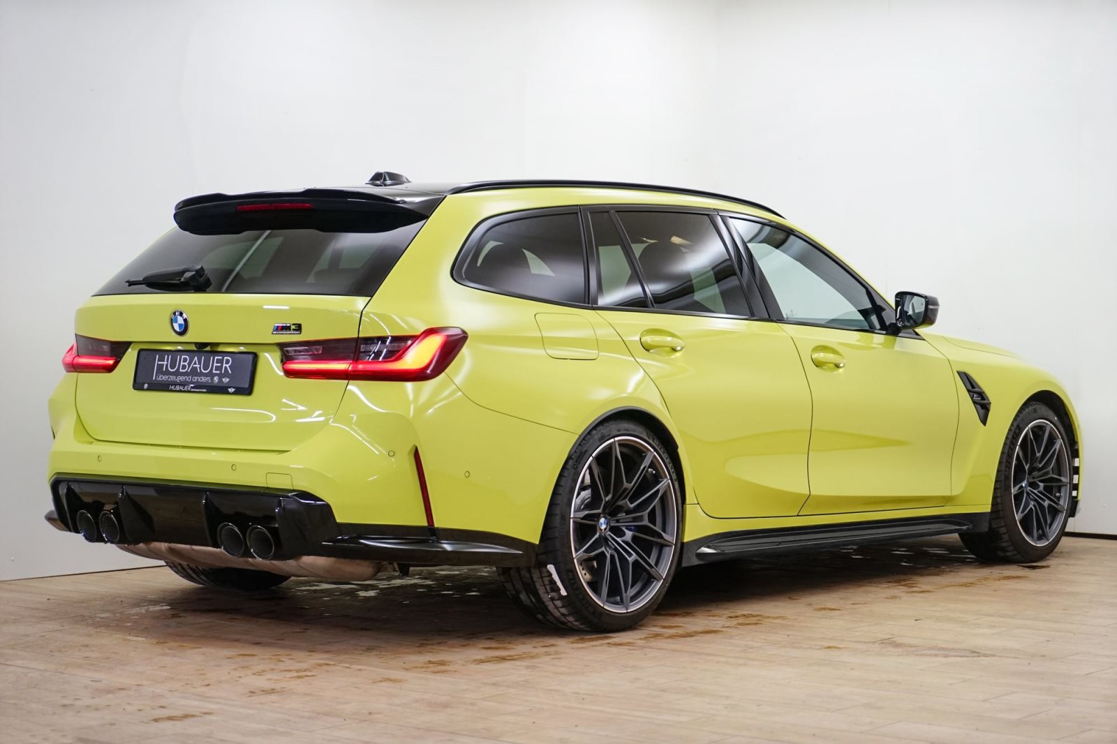 Fahrzeugabbildung BMW M3 Competition xDrive Touring [HUD, Laser, h&k Sound]