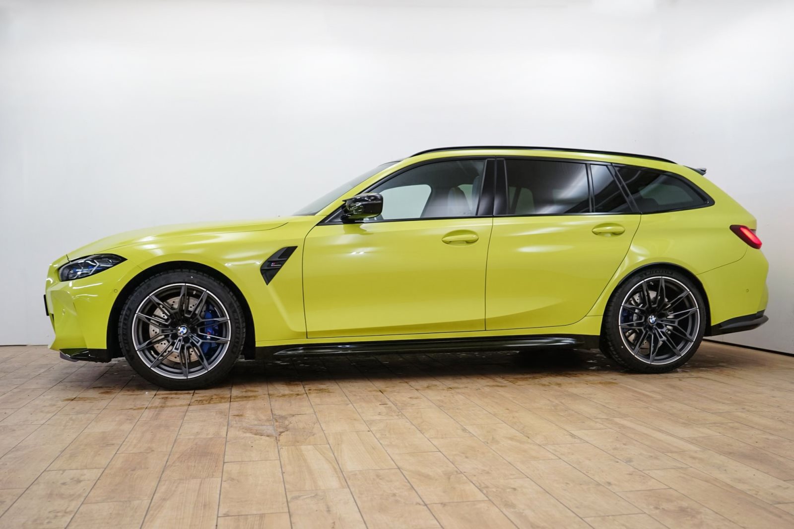 Fahrzeugabbildung BMW M3 Competition xDrive Touring [HUD, Laser, h&k Sound]