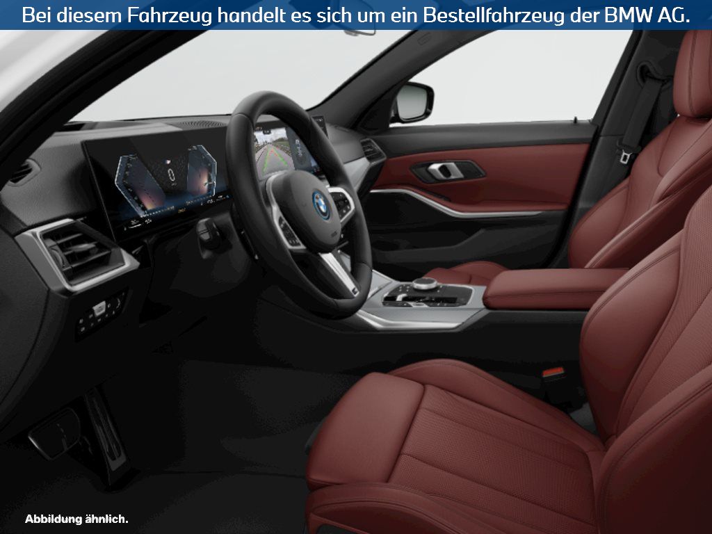 Fahrzeugabbildung BMW 330e Touring