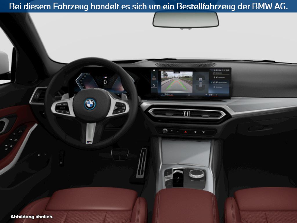 Fahrzeugabbildung BMW 330e Touring