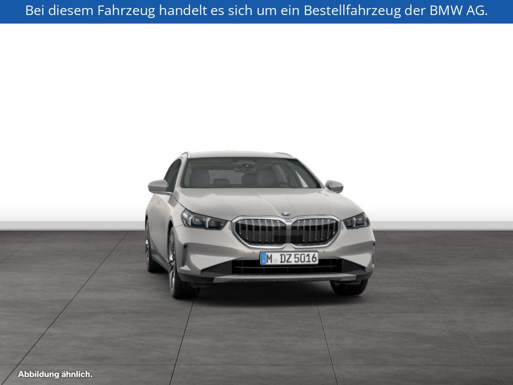 Fahrzeugabbildung BMW 520d Touring