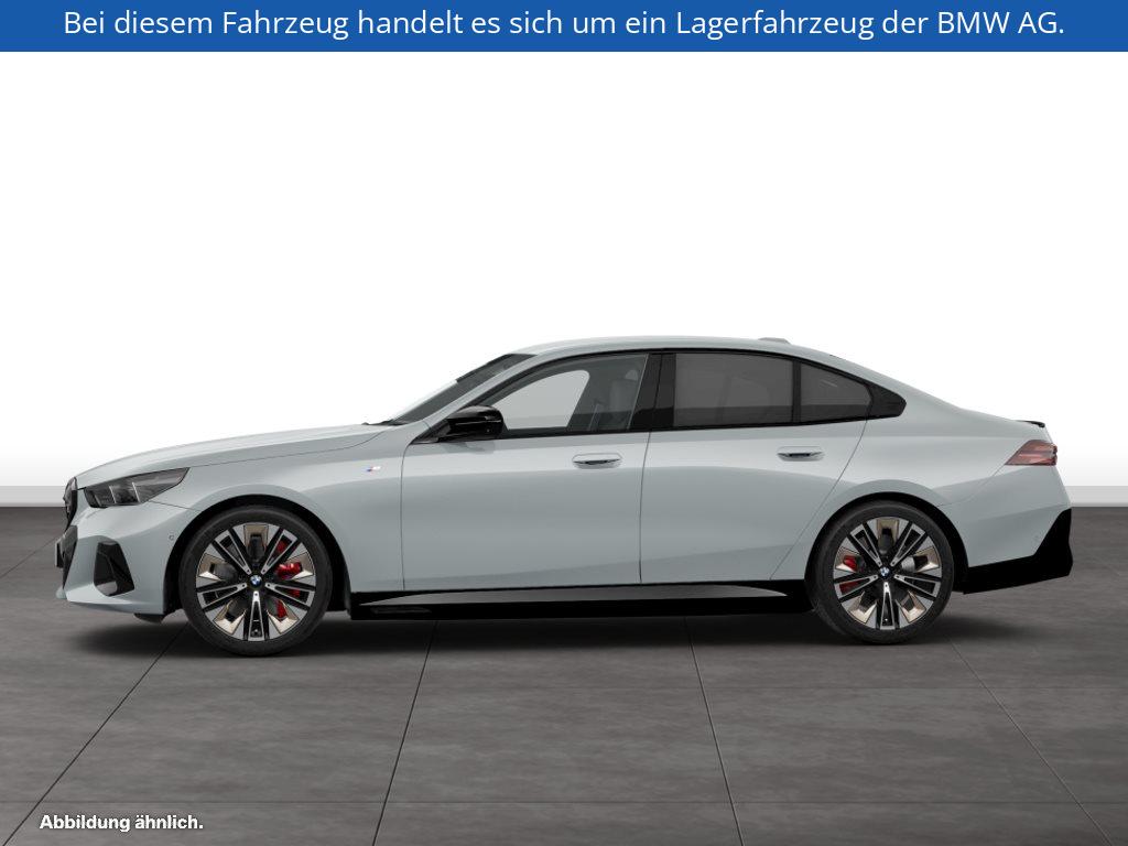 Fahrzeugabbildung BMW i5 M60 xDrive Limousine