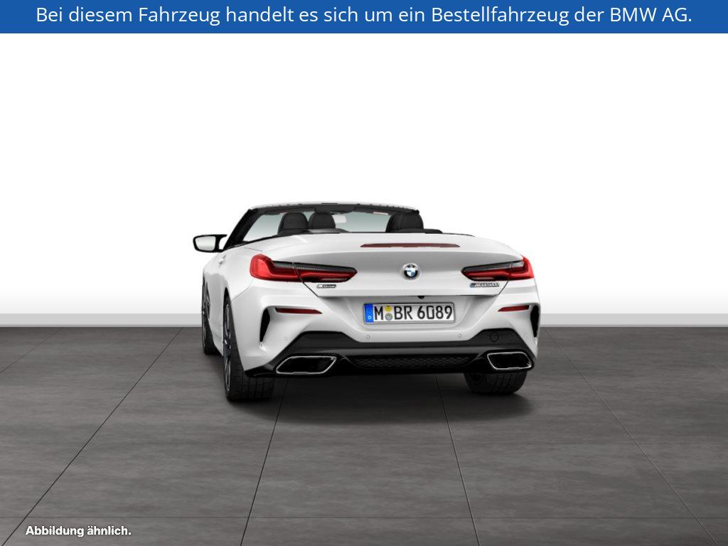 Fahrzeugabbildung BMW M850i xDrive Cabrio