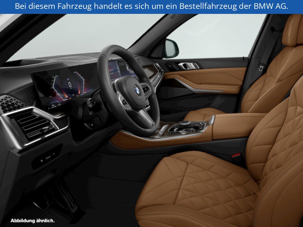 Fahrzeugabbildung BMW X5 xDrive30d