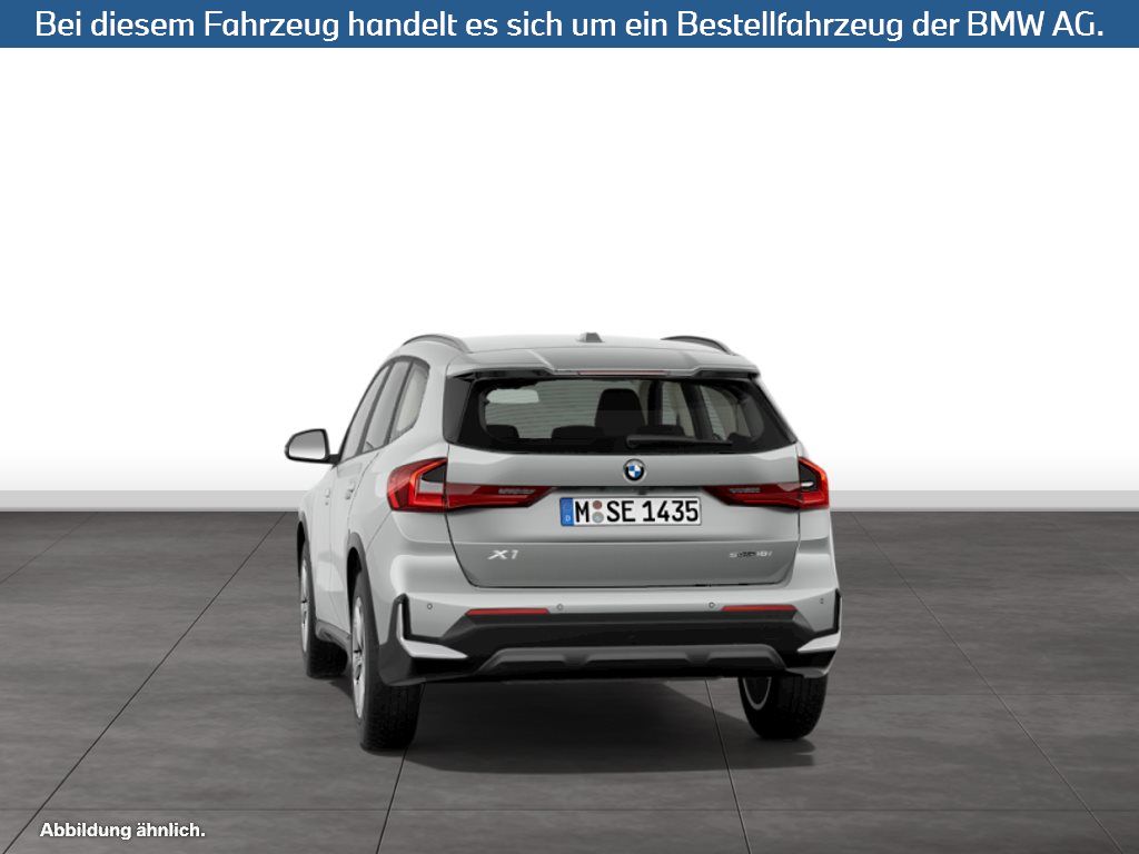 Fahrzeugabbildung BMW X1 sDrive18i SAV