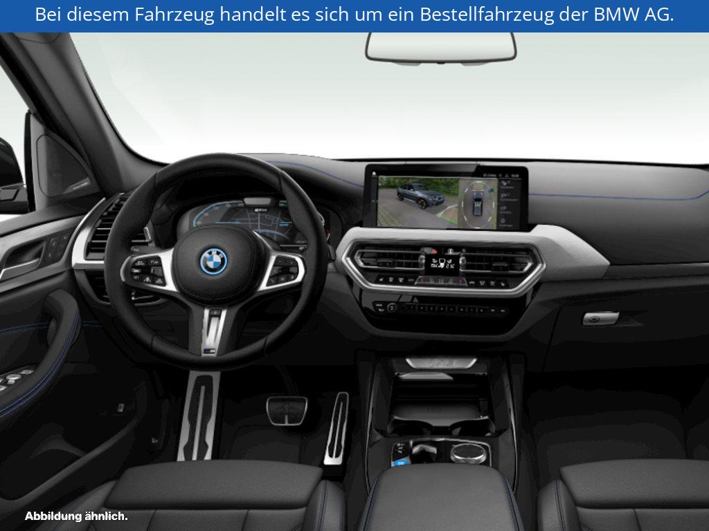 Fahrzeugabbildung BMW iX3 M Sport