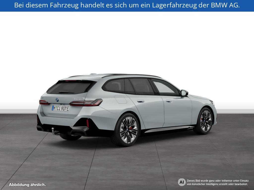Fahrzeugabbildung BMW 550e xDrive Touring