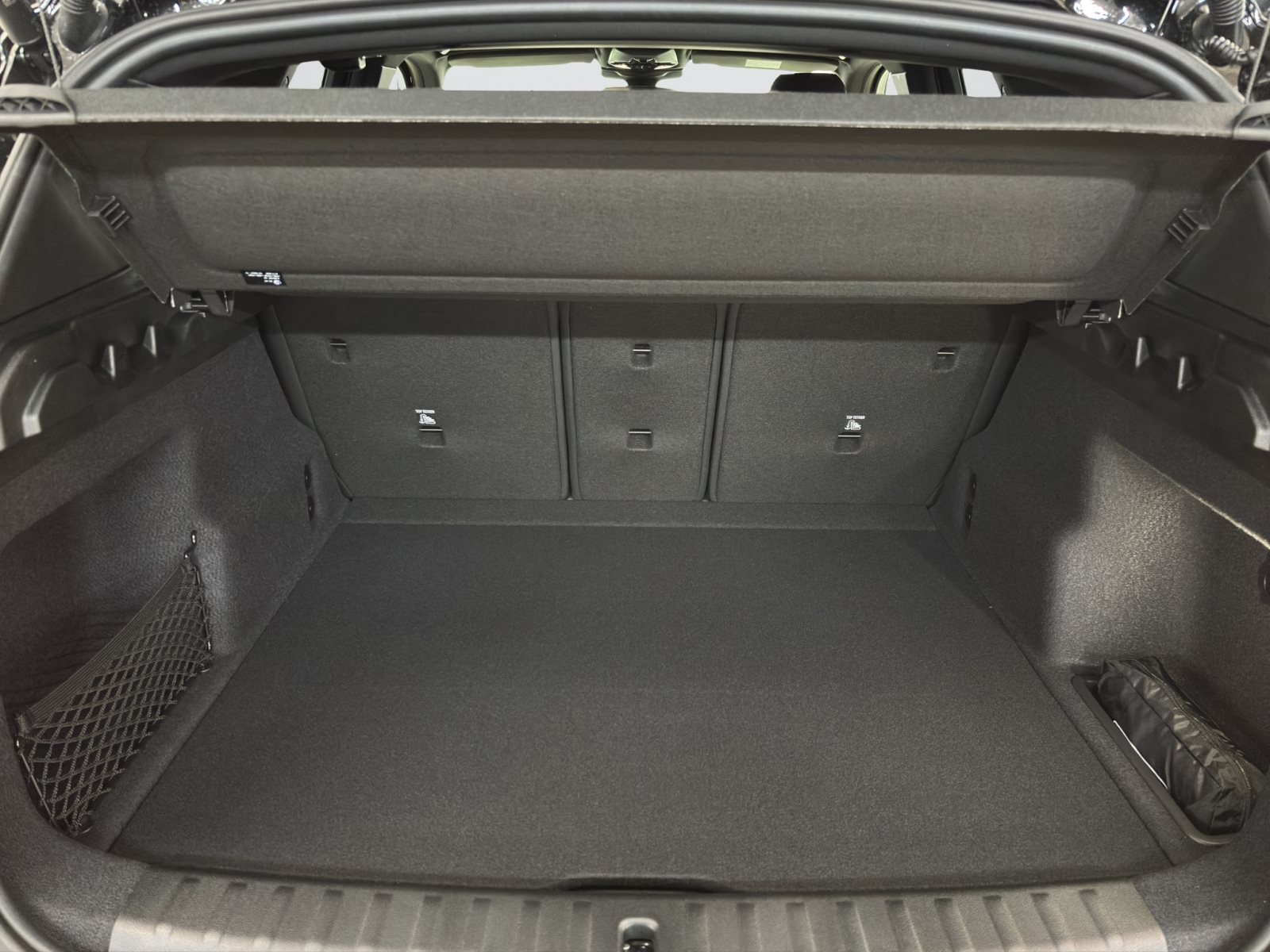 Fahrzeugabbildung BMW X1 sDrive20i [M Sport, AHK, ACC, RFK, 18 LMR]