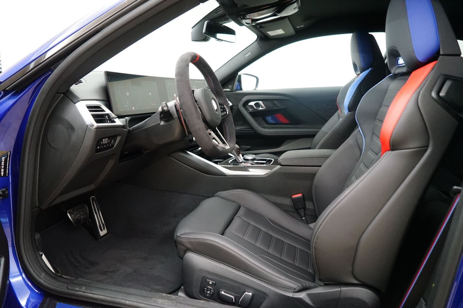 Fahrzeugabbildung BMW M2 Coupé [HUD, ACC, Carbondach, Sitze elektr]
