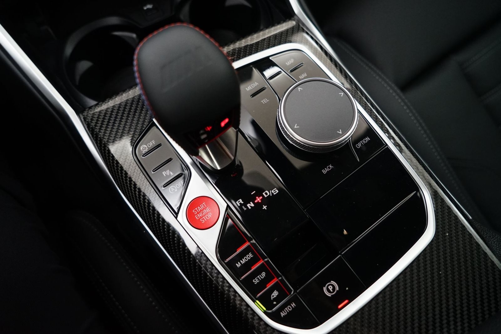 Fahrzeugabbildung BMW M2 Coupé [HUD, ACC, Carbondach, Sitze elektr]