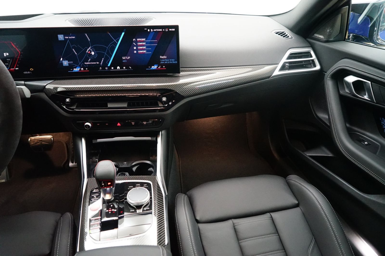 Fahrzeugabbildung BMW M2 Coupé [HUD, ACC, Carbondach, Sitze elektr]
