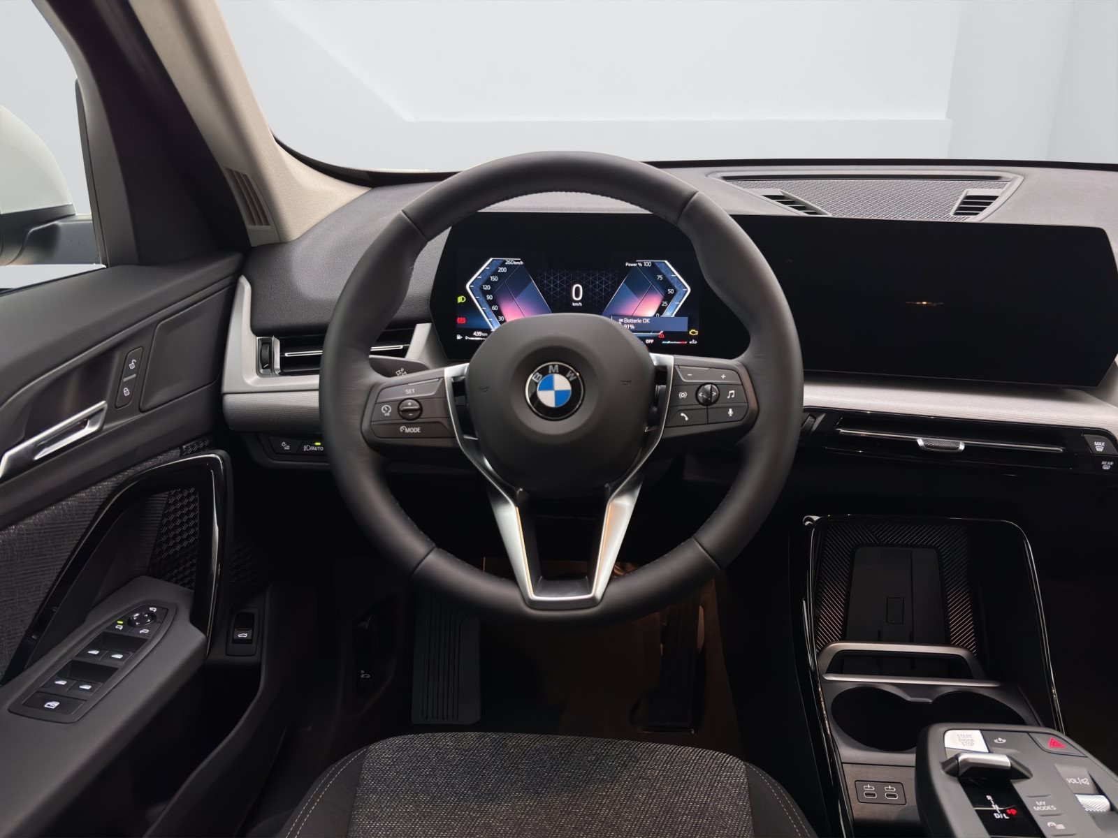 Fahrzeugabbildung BMW X1 sDrive20i [Navi, AHK, ACC, LED, RFK, SHZ, 17 LMR]