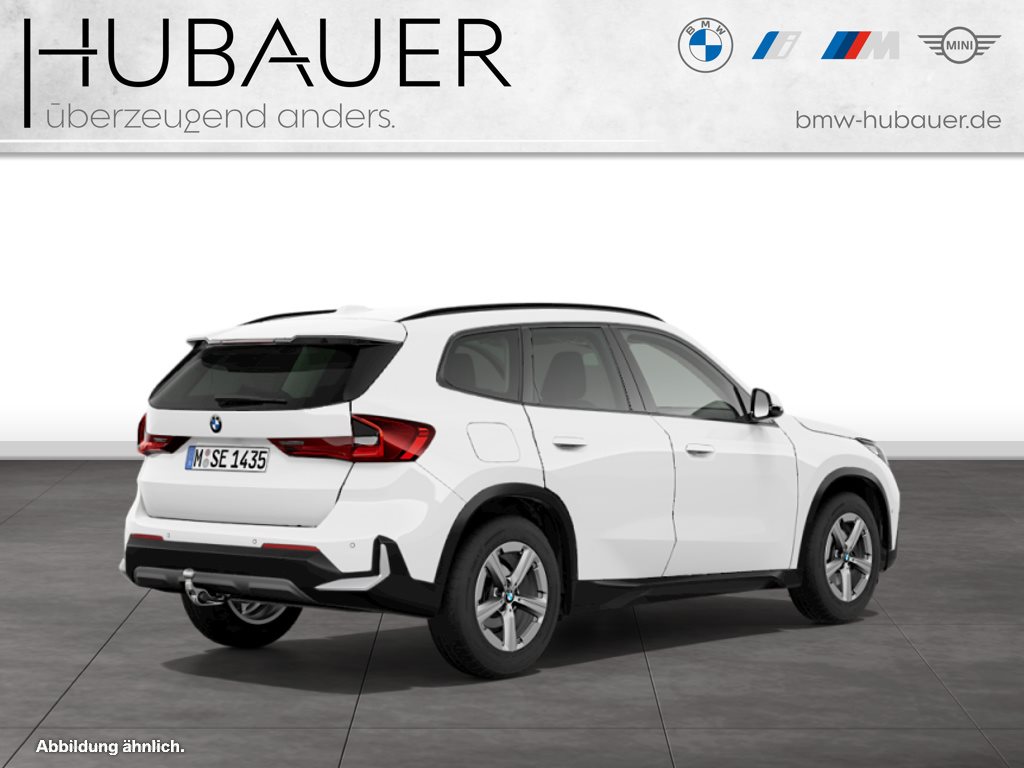 Fahrzeugabbildung BMW X1 sDrive20i [Navi, AHK, ACC, LED, RFK, SHZ, 17 LMR]