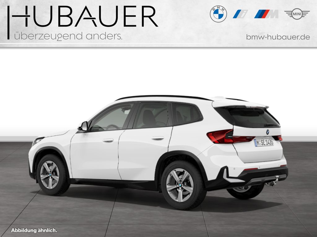 Fahrzeugabbildung BMW X1 sDrive20i [Navi, AHK, ACC, LED, RFK, SHZ, 17 LMR]