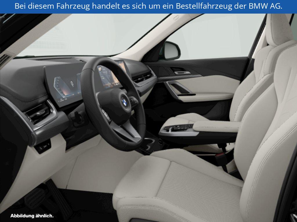 Fahrzeugabbildung BMW X1 sDrive20i