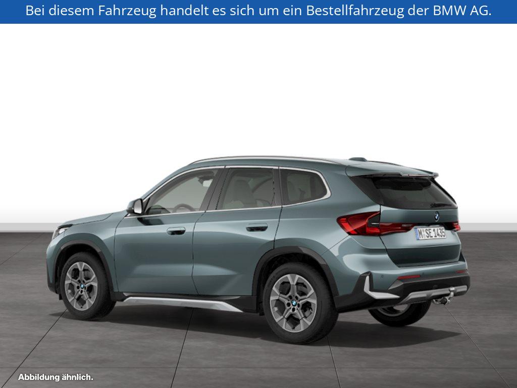 Fahrzeugabbildung BMW X1 sDrive20i