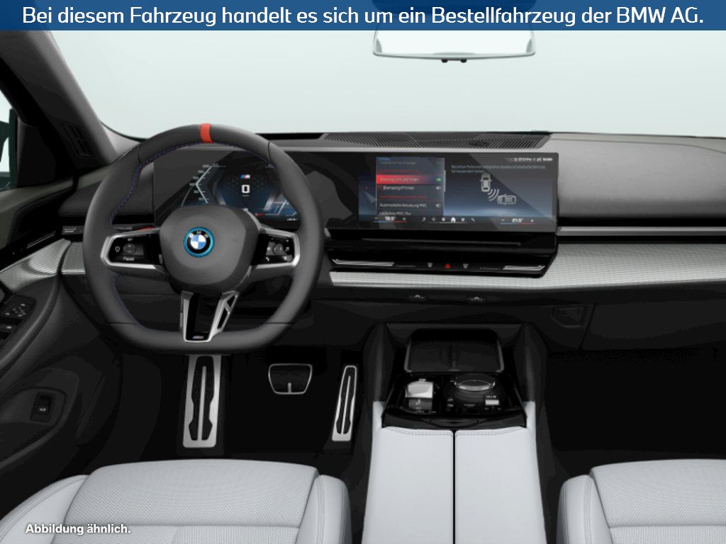 Fahrzeugabbildung BMW i5 M60 xDrive Limousine