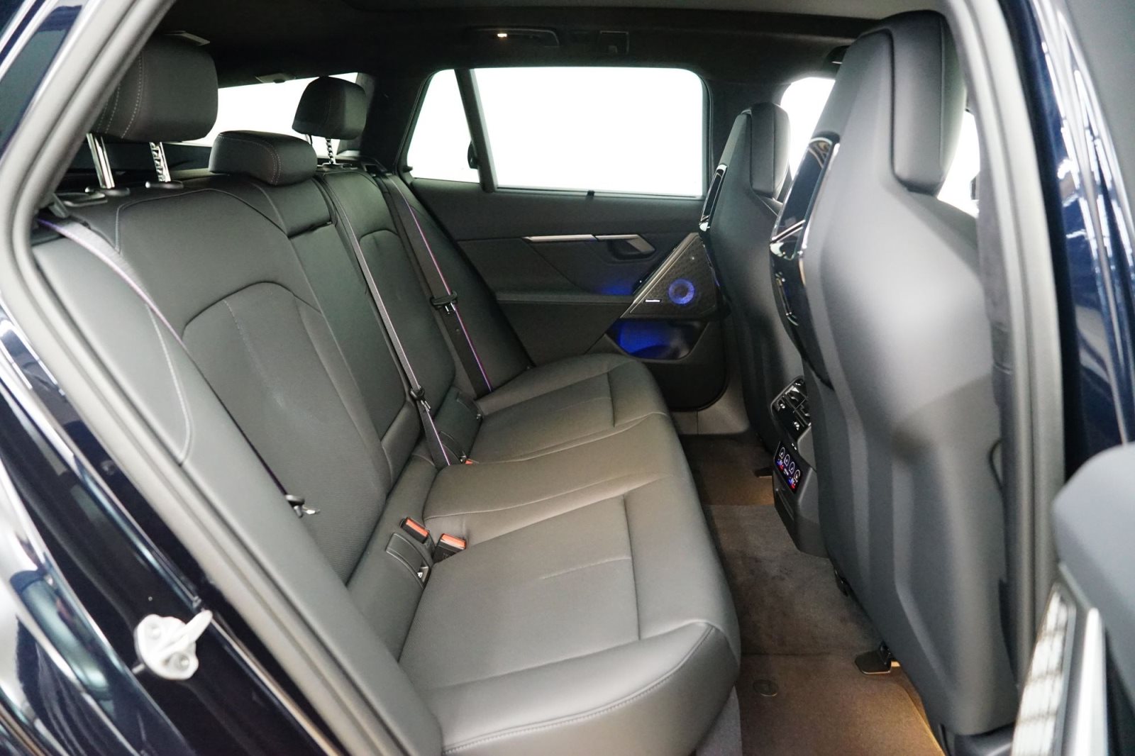 Fahrzeugabbildung BMW M5 Touring [Ultimate Package, HUD, ACC, AHK]