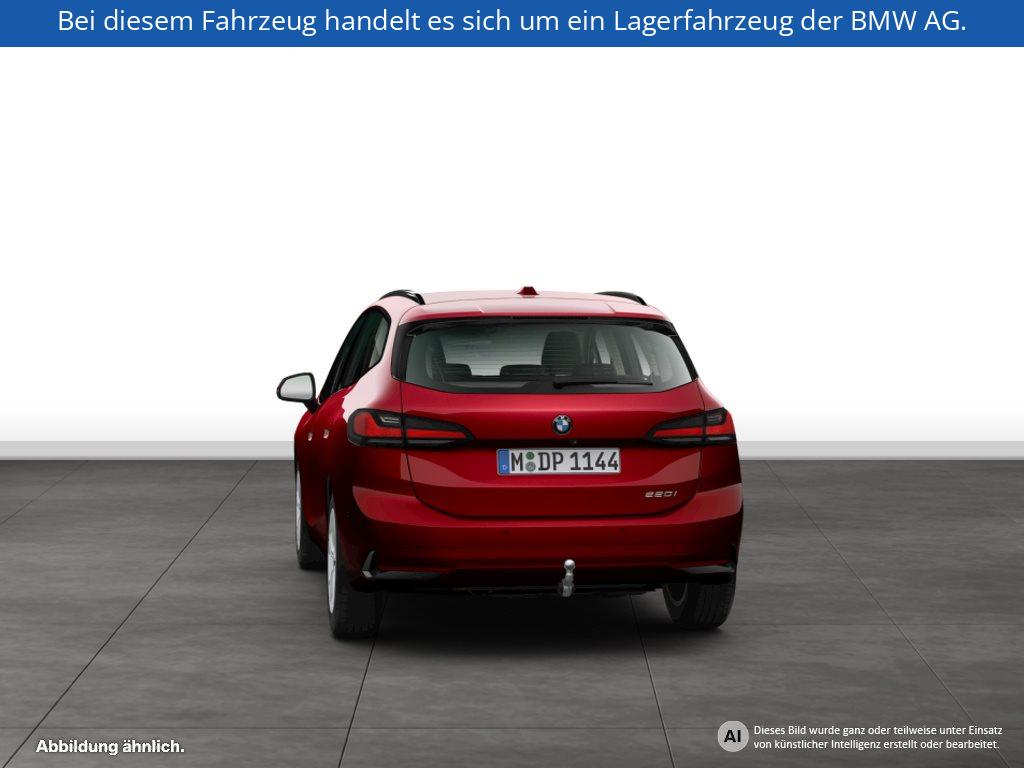 Fahrzeugabbildung BMW 220i Active Tourer