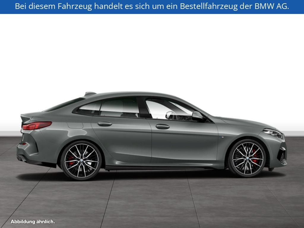 Fahrzeugabbildung BMW 218i Gran Coupé