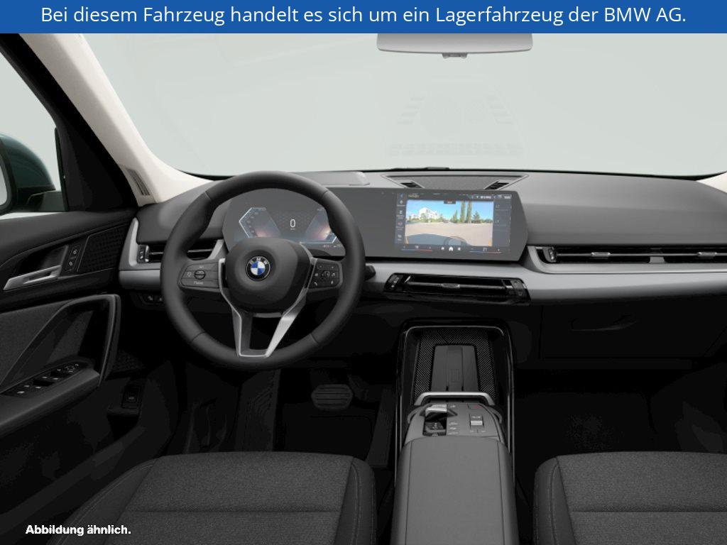 Fahrzeugabbildung BMW X1 sDrive20i