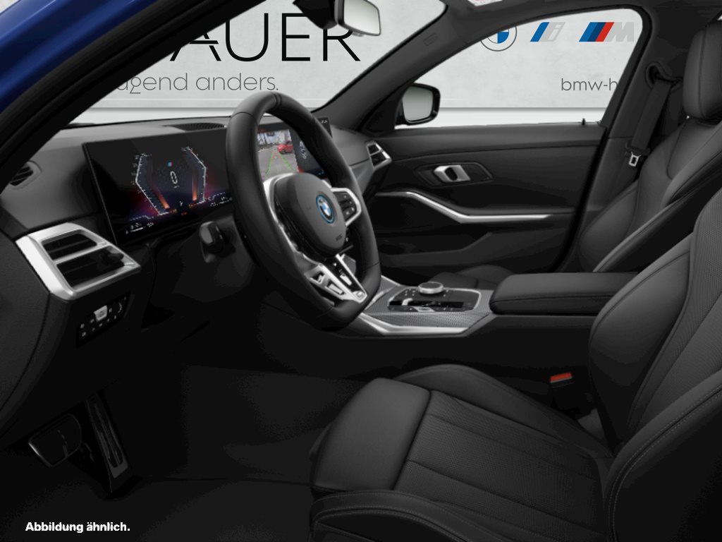 Fahrzeugabbildung BMW 330e xDrive Touring [M Sport, AHK, ACC, RFK, 18 LMR]