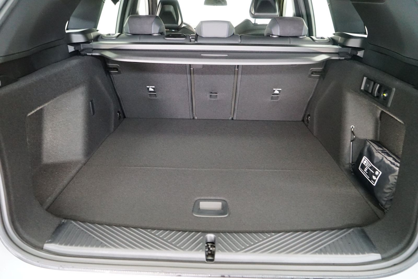 Fahrzeugabbildung BMW X3 20d xDrive [M Sport, AHK, ACC, RFK, Sitze elektr.]