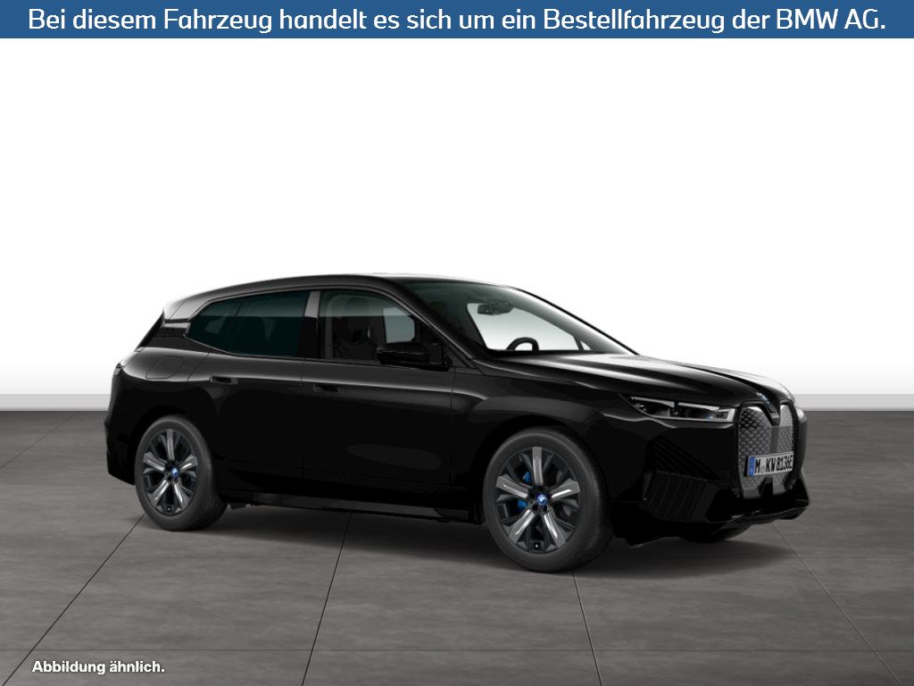 Fahrzeugabbildung BMW iX xDrive40