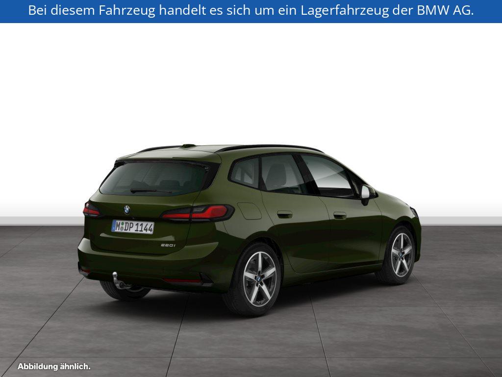 Fahrzeugabbildung BMW 220i Active Tourer