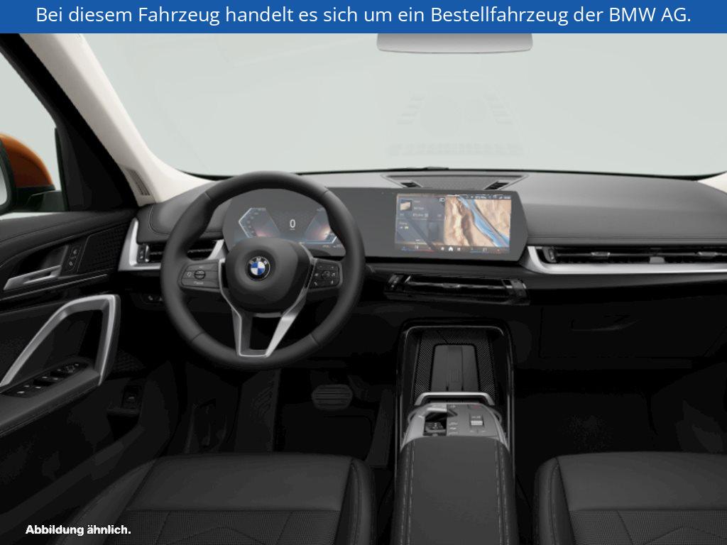 Fahrzeugabbildung BMW X1 sDrive18i SAV