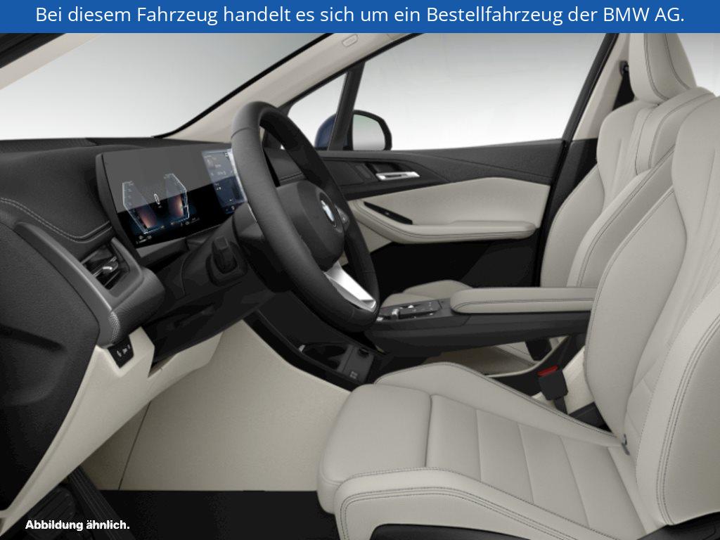 Fahrzeugabbildung BMW 220i Active Tourer