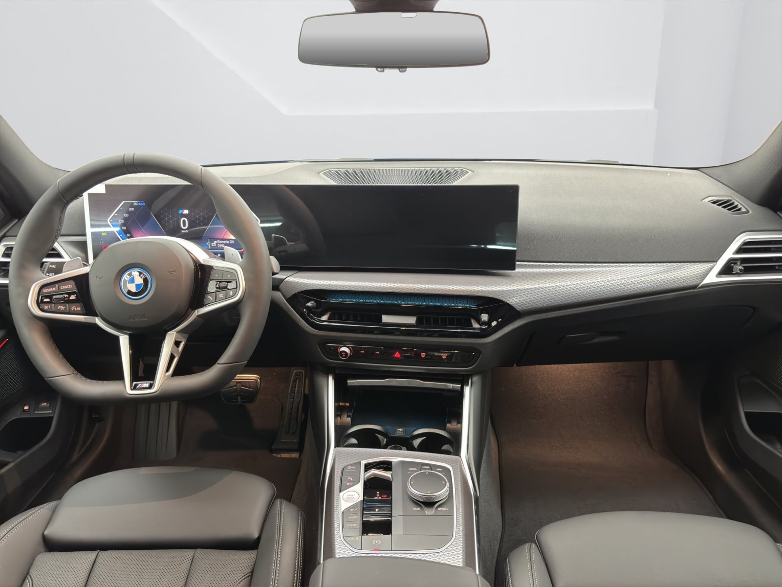 Fahrzeugabbildung BMW 330e Touring [M Sport, AHK, ACC, RFK, SHZ, HiFi]