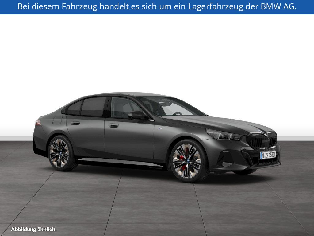 Fahrzeugabbildung BMW 550e xDrive Limousine
