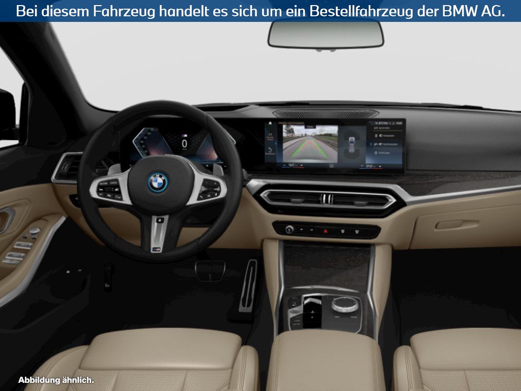 Fahrzeugabbildung BMW 330e xDrive Touring