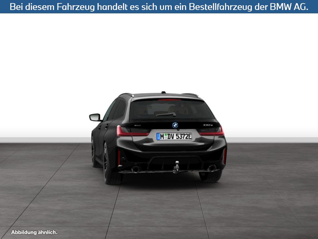 Fahrzeugabbildung BMW 330e xDrive Touring