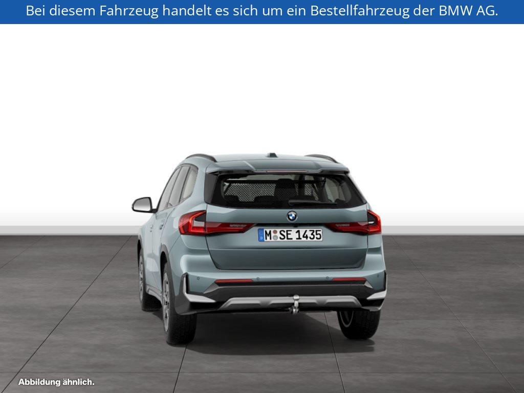 Fahrzeugabbildung BMW X1 sDrive20i