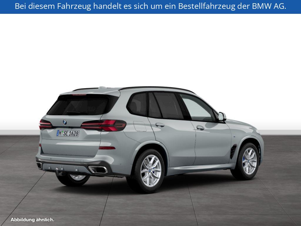 Fahrzeugabbildung BMW X5 xDrive30d