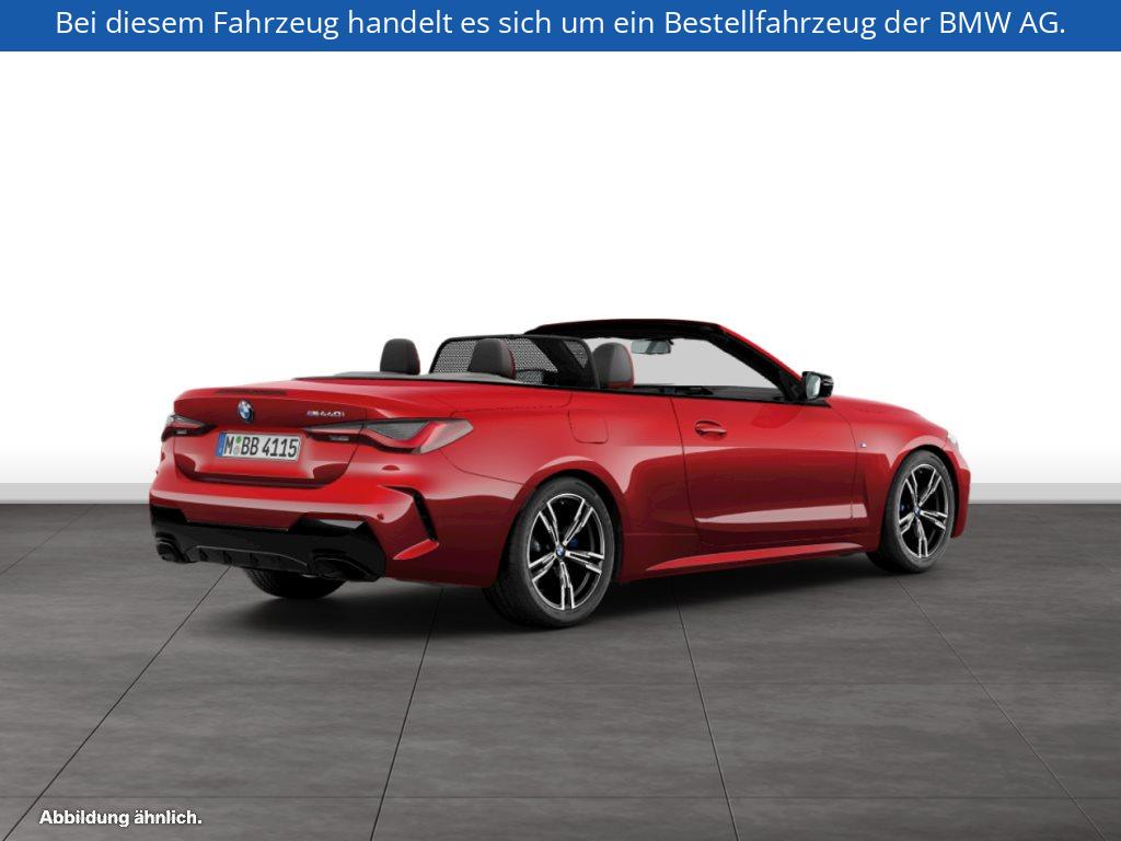 Fahrzeugabbildung BMW M440i xDrive Cabrio