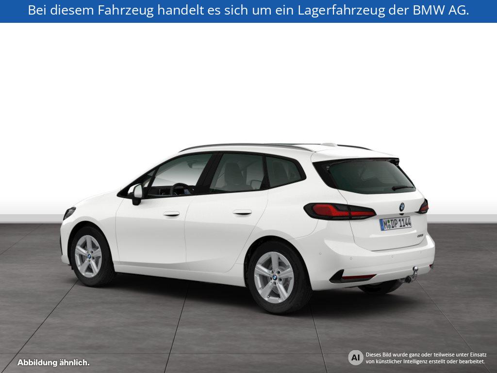 Fahrzeugabbildung BMW 220i Active Tourer