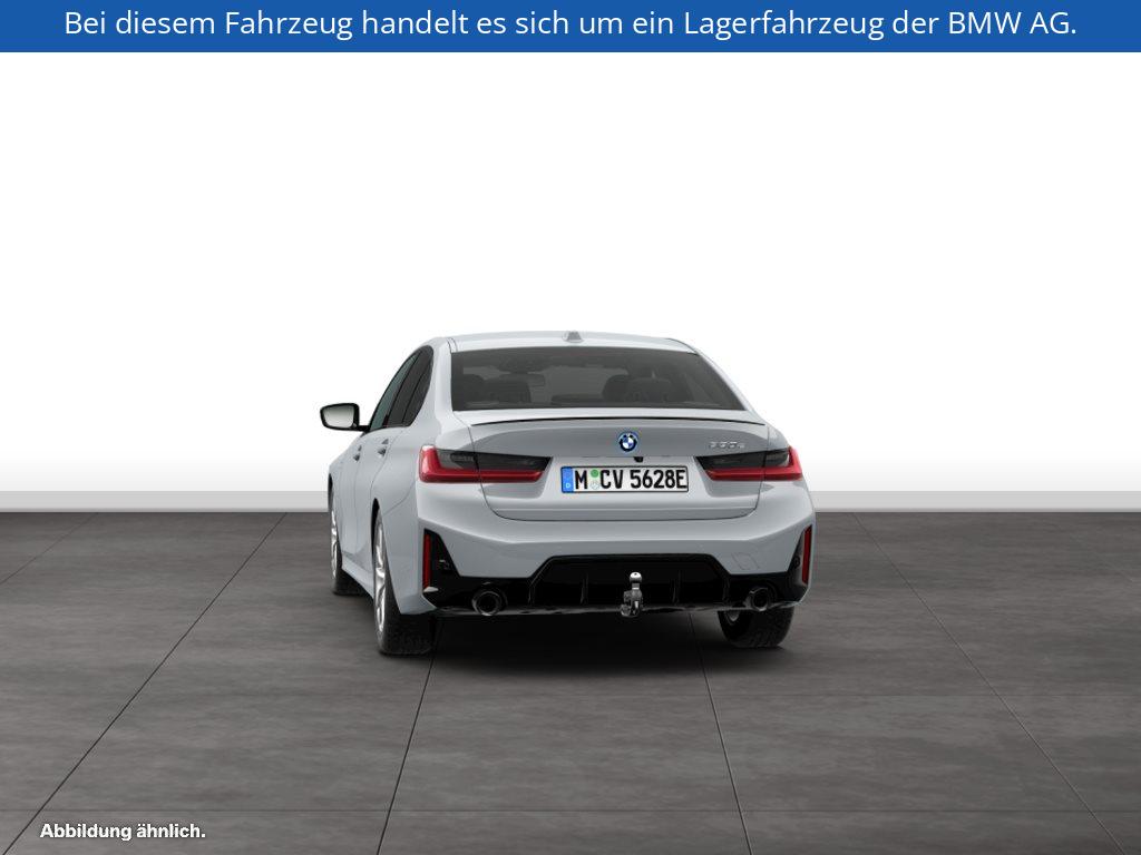 Fahrzeugabbildung BMW 330e Limousine