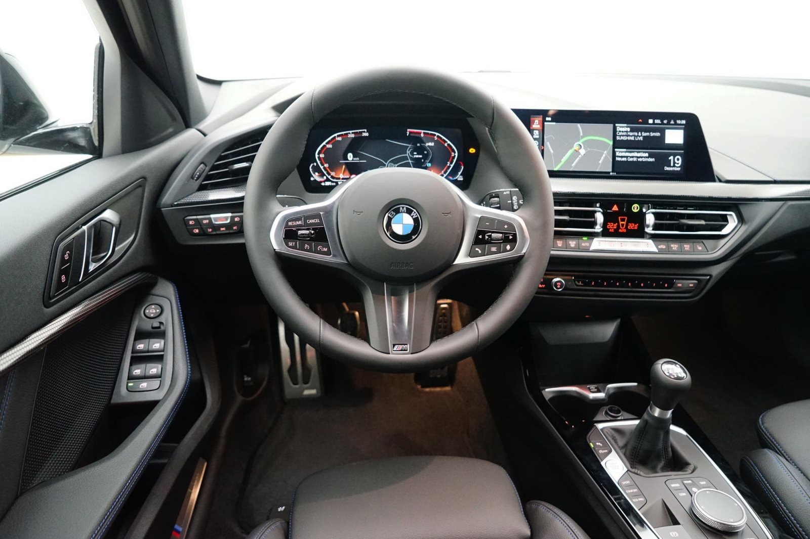 Fahrzeugabbildung BMW 118i 5-Türer [M Sport, Navi, SHZ, PDC, 17 LMR]