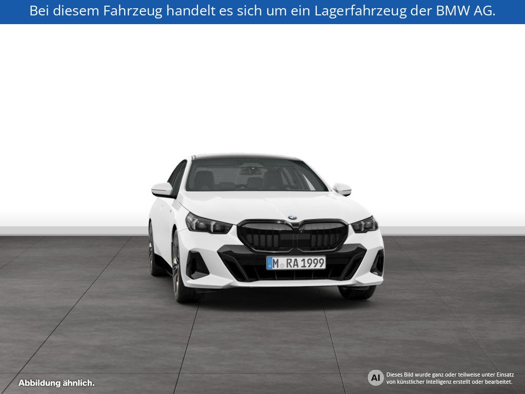 Fahrzeugabbildung BMW 520i Limousine