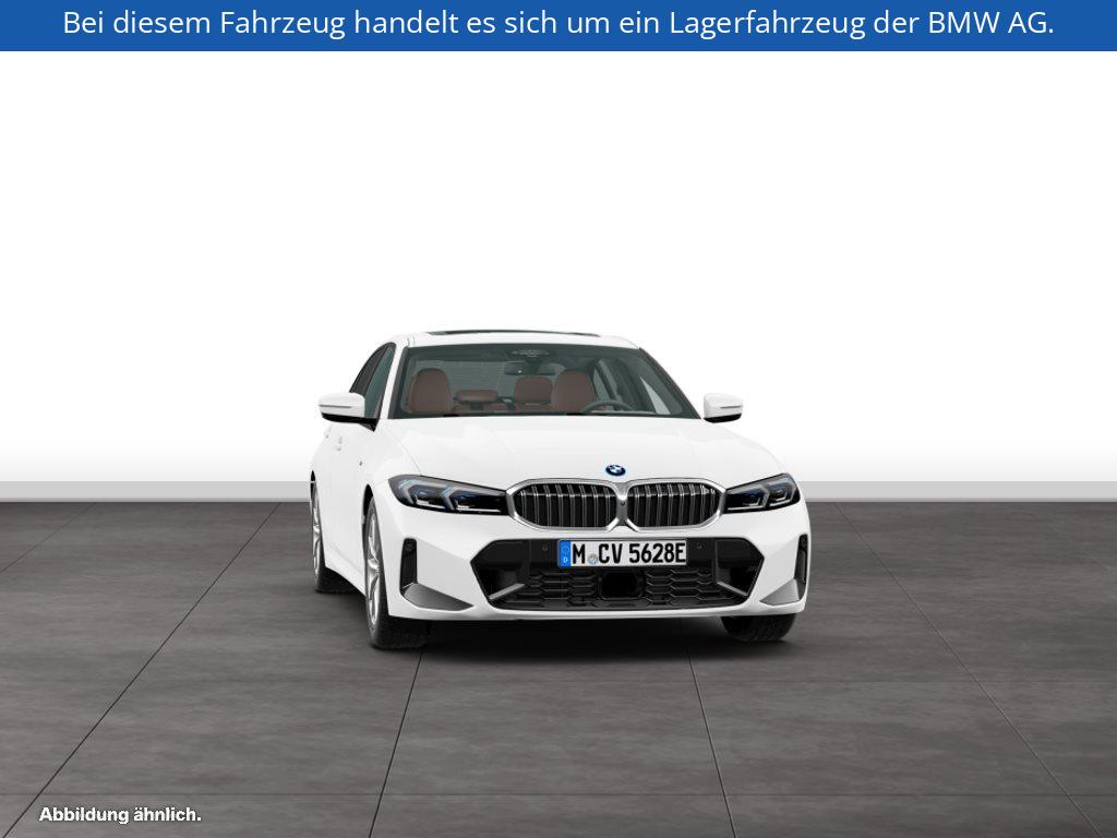 Fahrzeugabbildung BMW 330e Limousine