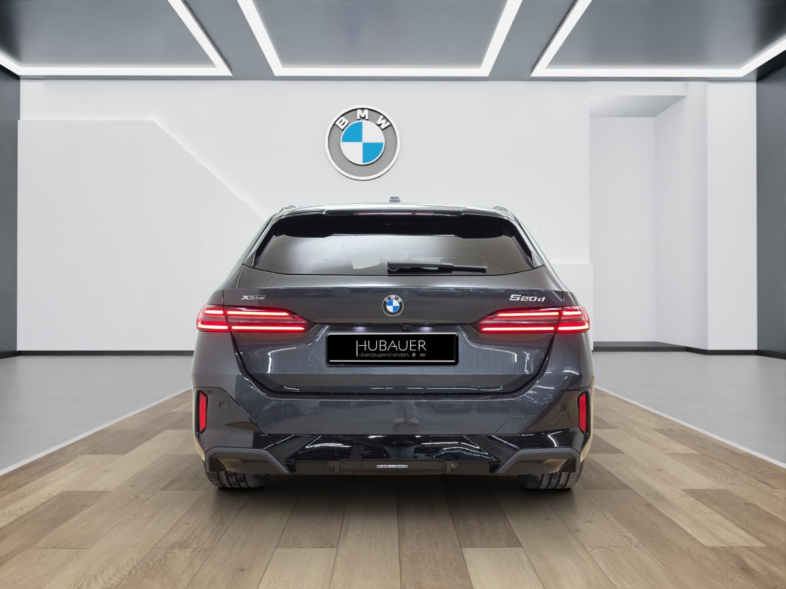 Fahrzeugabbildung BMW 520d xDrive Touring [M Sport Pro, HUD, AHK, ACC, h&k Sound]