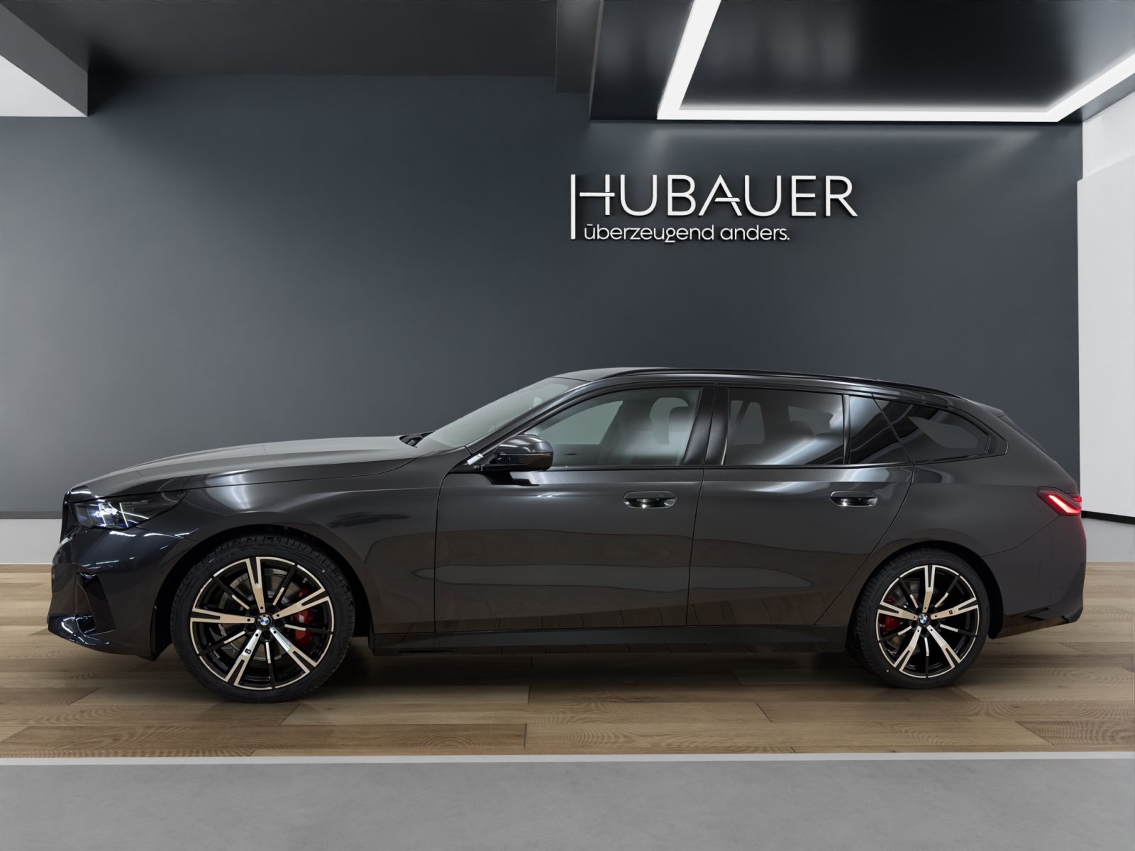 Fahrzeugabbildung BMW 520d xDrive Touring [M Sport Pro, HUD, AHK, ACC, h&k Sound]