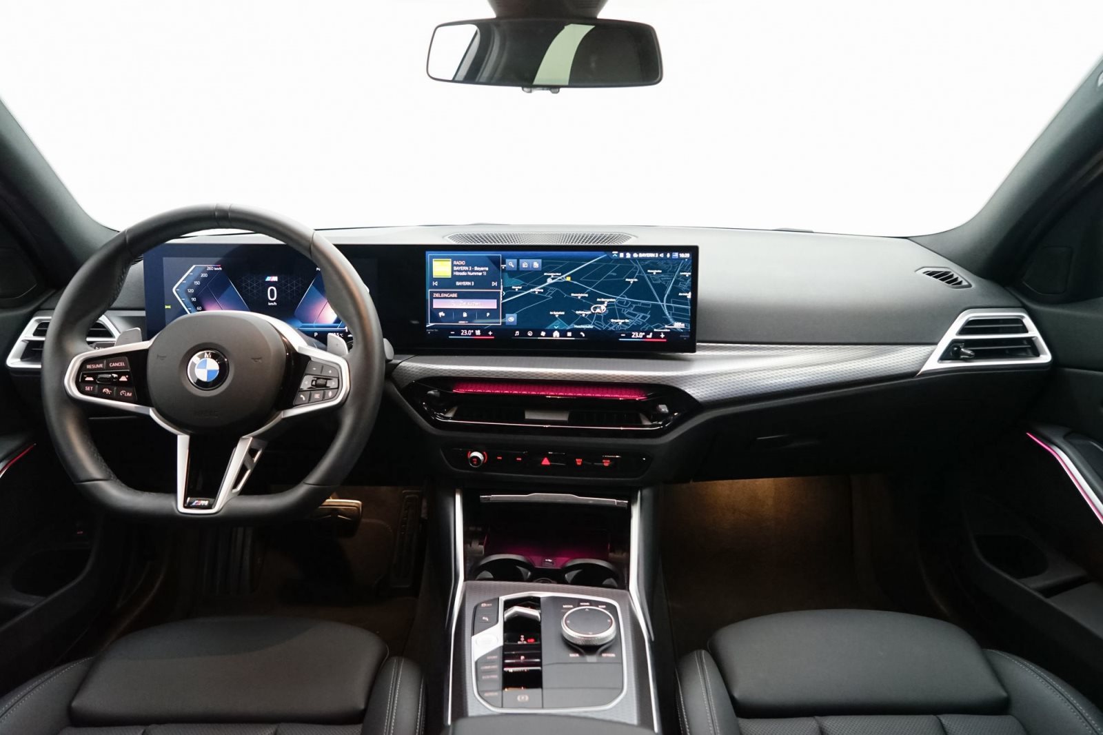 Fahrzeugabbildung BMW 320d Touring [M Sport, AHK, ACC, RFK, SHZ]