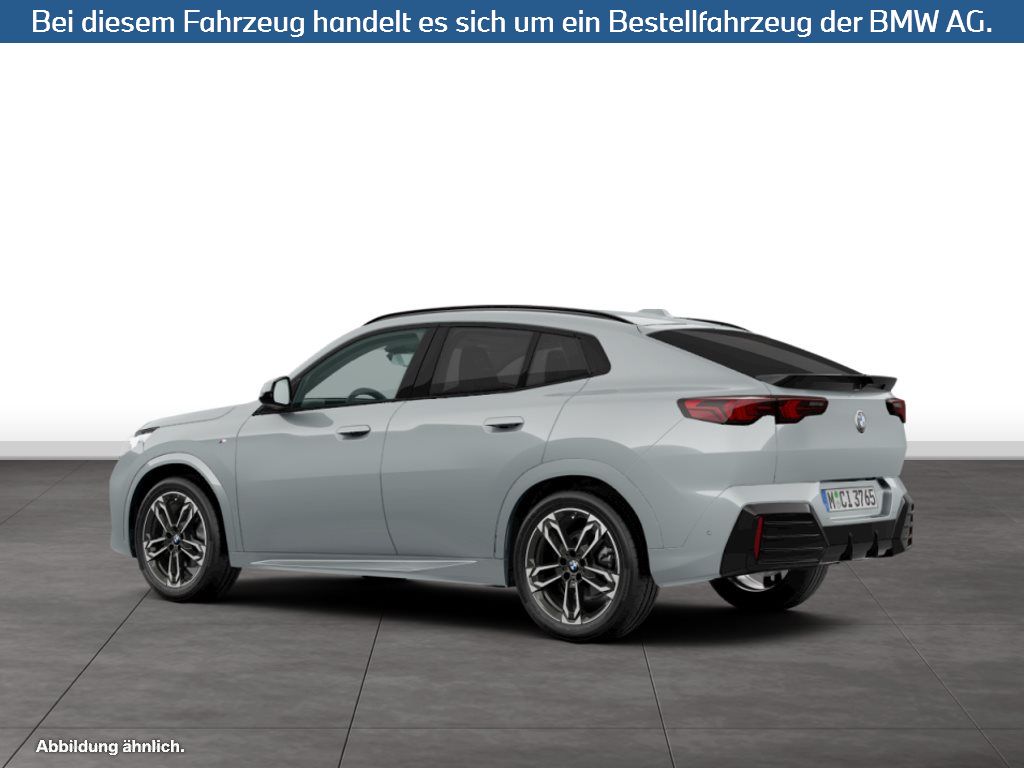 Fahrzeugabbildung BMW X2 sDrive18d