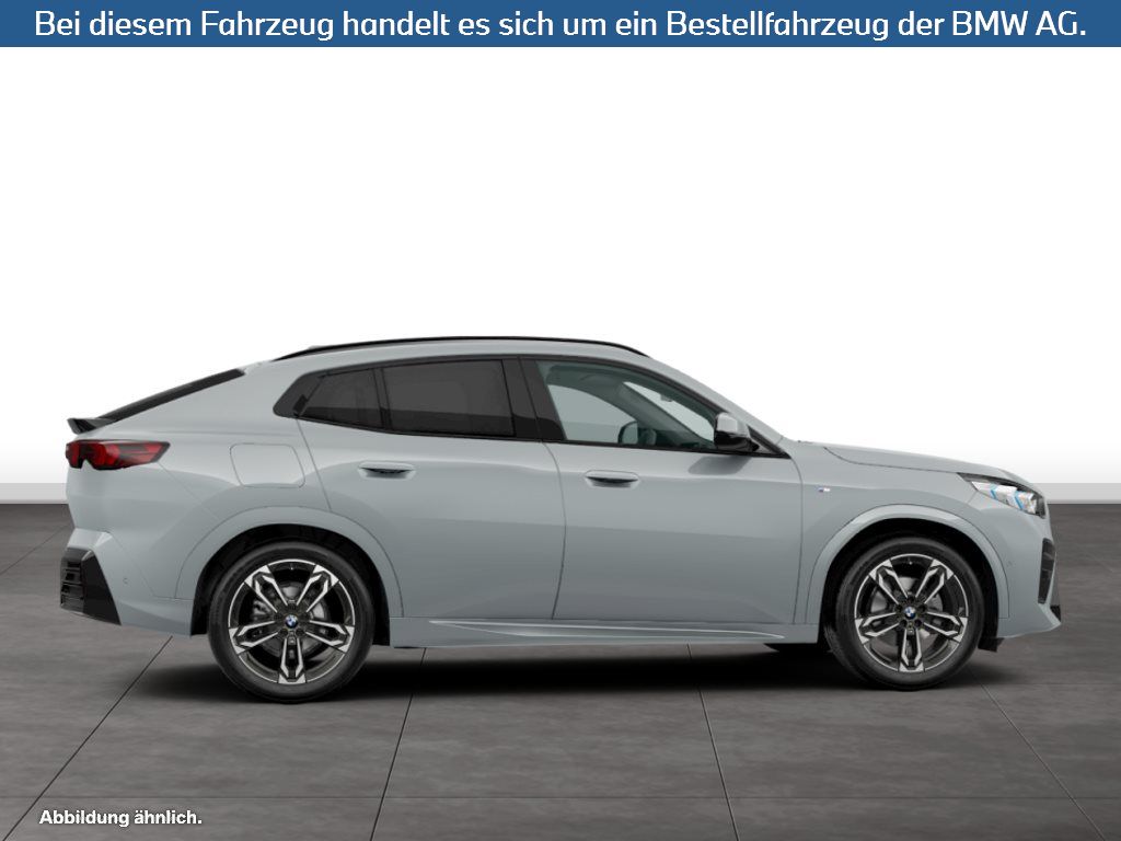Fahrzeugabbildung BMW X2 sDrive18d